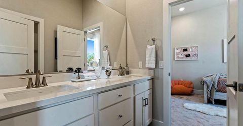 182 Silver Peak Loop, Unit 1, Carson City, NV 89701 Photo