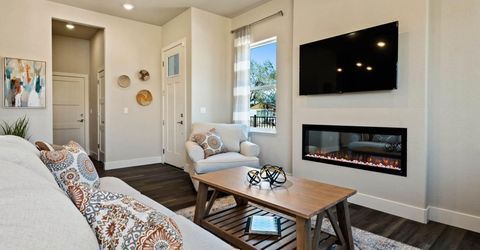 182 Silver Peak Loop, Unit 1, Carson City, NV 89701 Photo