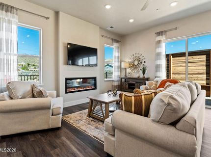 182 Silver Peak Loop, Unit 1, Carson City, NV 89701 Photo