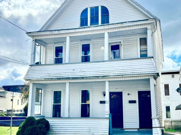 39 1/2 Milton Avenue, Unit 2 Up, Amsterdam, NY 12010