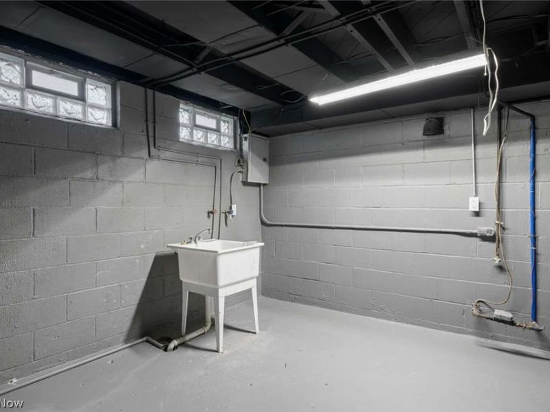 3041 Hudson Drive , Cuyahoga Falls, OH 44221 Photo 24