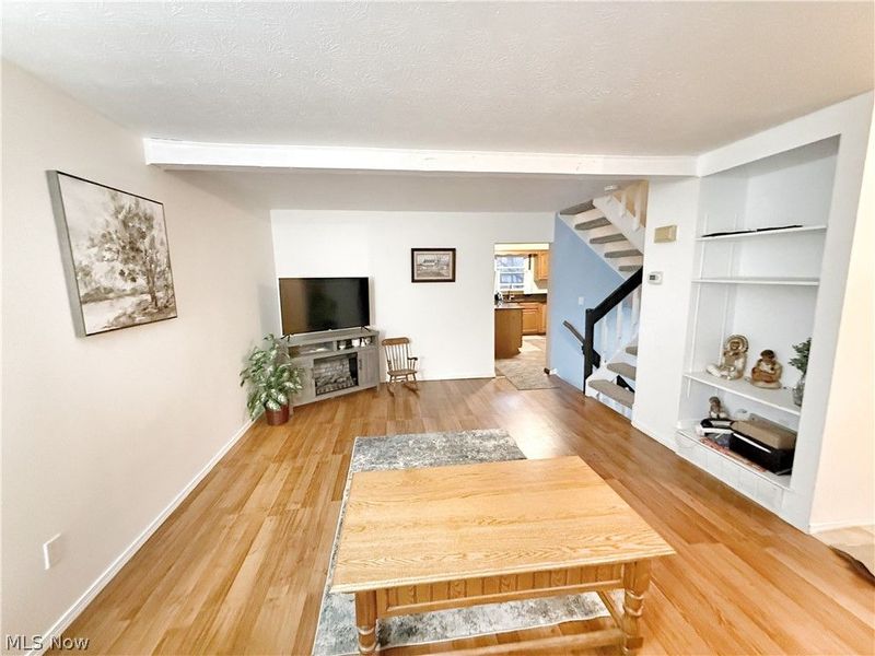 7031 Woodthrush Drive, Painesville Township, OH 44077 Photo 4