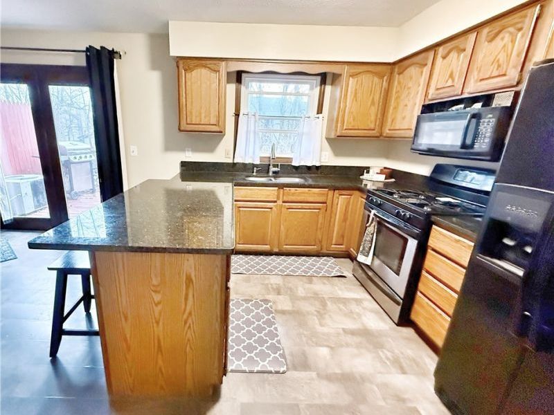 7031 Woodthrush Drive, Painesville Township, OH 44077 Photo 7