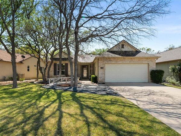 103 Harness LN , Georgetown, TX 78633