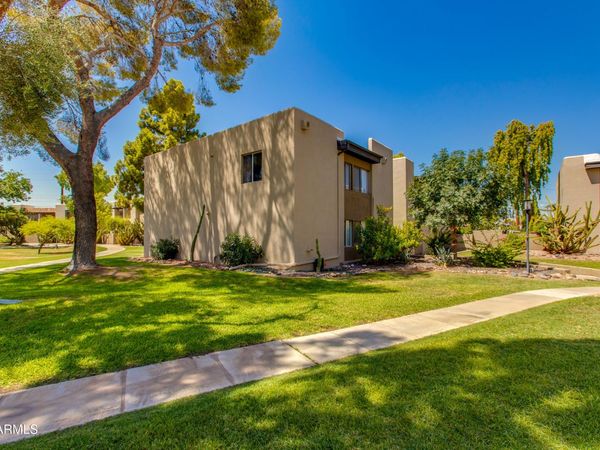 4201 E CAMELBACK Road, Unit 41, Phoenix, AZ 85018