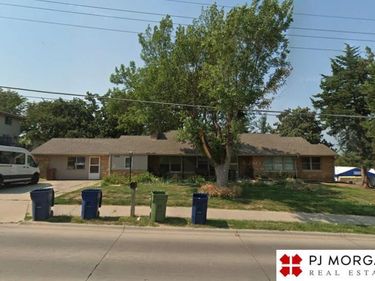 8206 S 48th Street, Bellevue, NE 68157