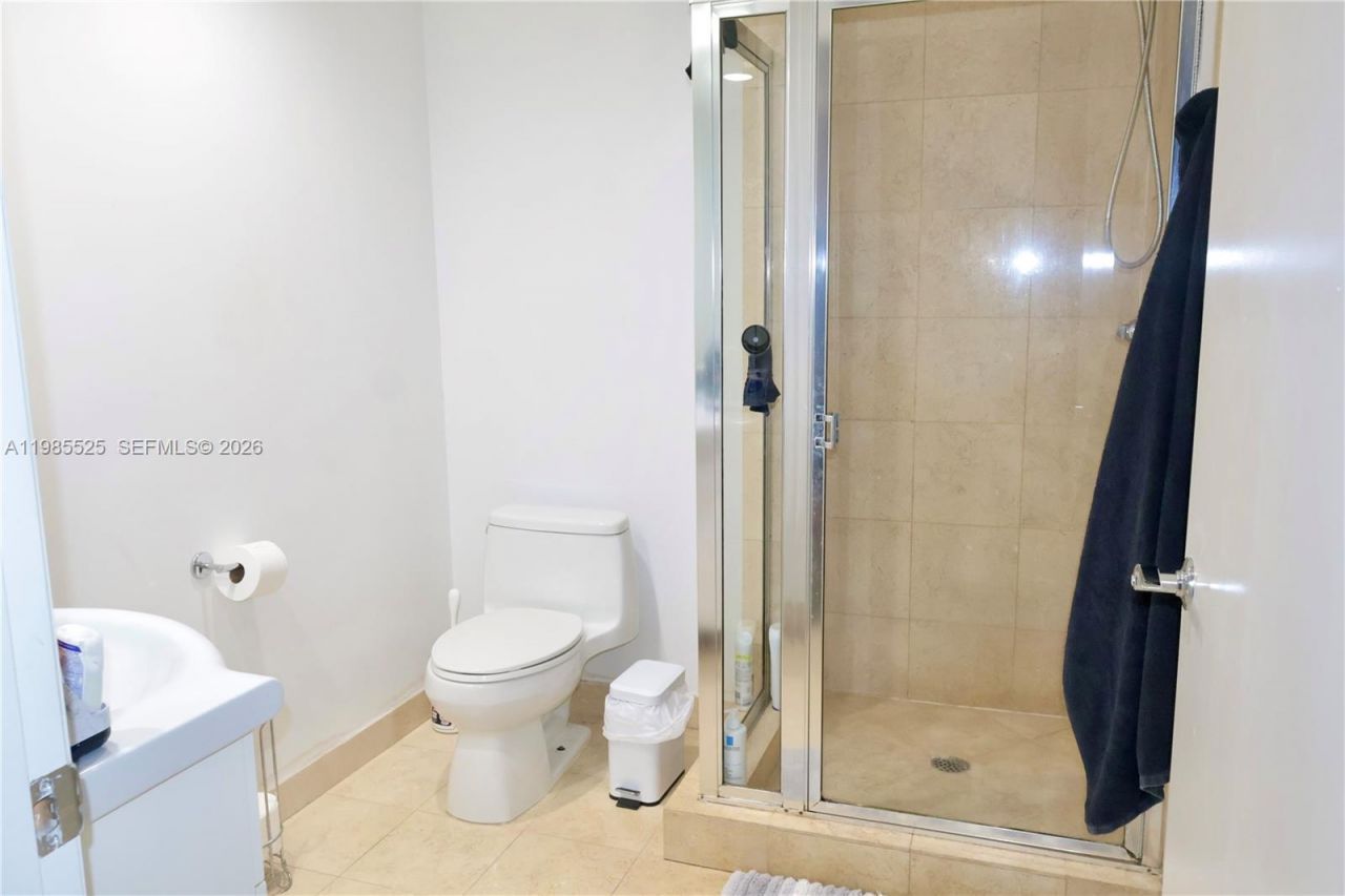 1800 S Ocean Drive, Unit 3908, Hallandale Beach, FL 33009 Photo