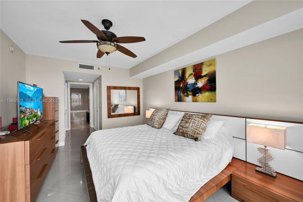 1800 S Ocean Dr , Unit 3908, Hallandale Beach, FL 33009 Photo