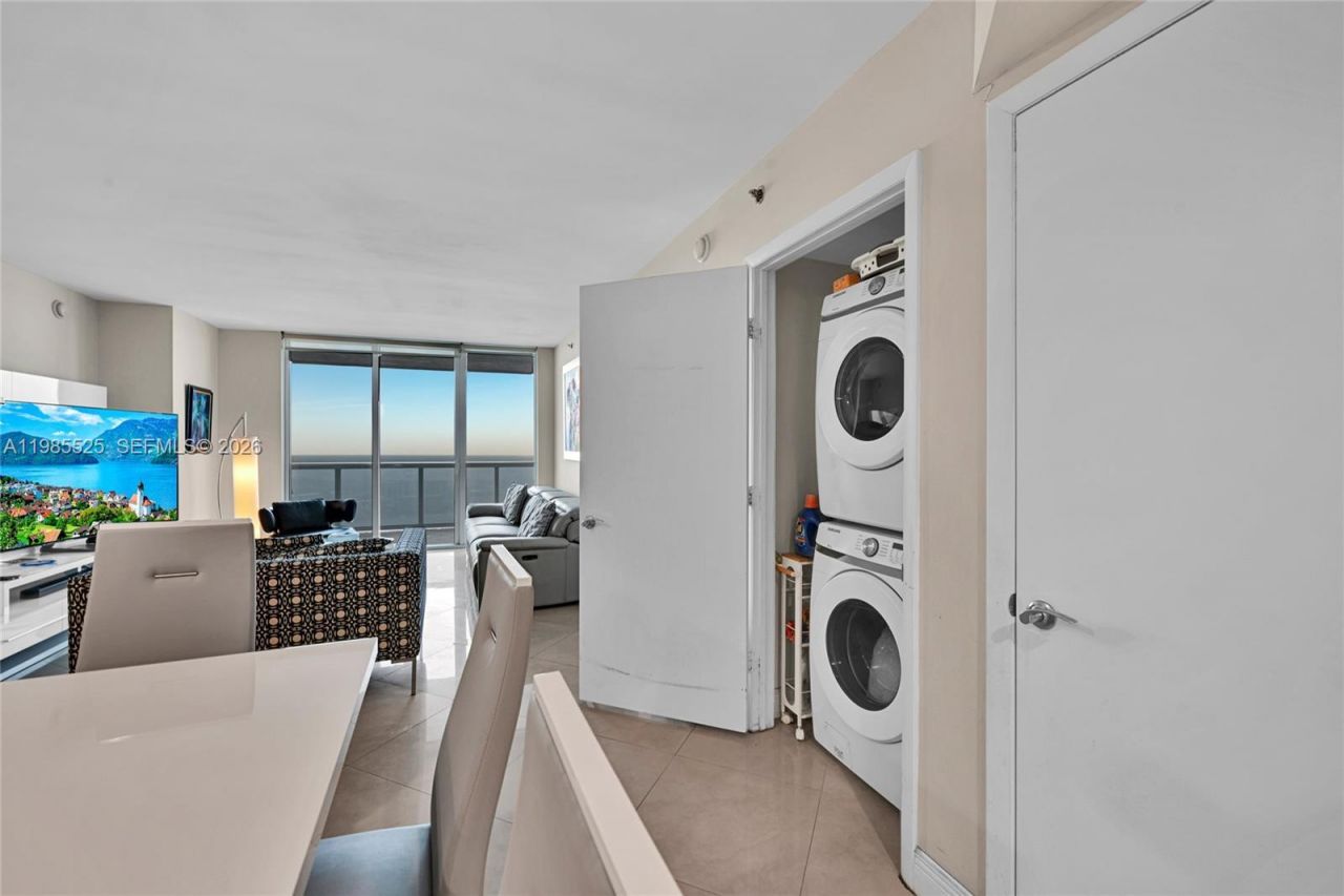 1800 S Ocean Drive, Unit 3908, Hallandale Beach, FL 33009 Photo