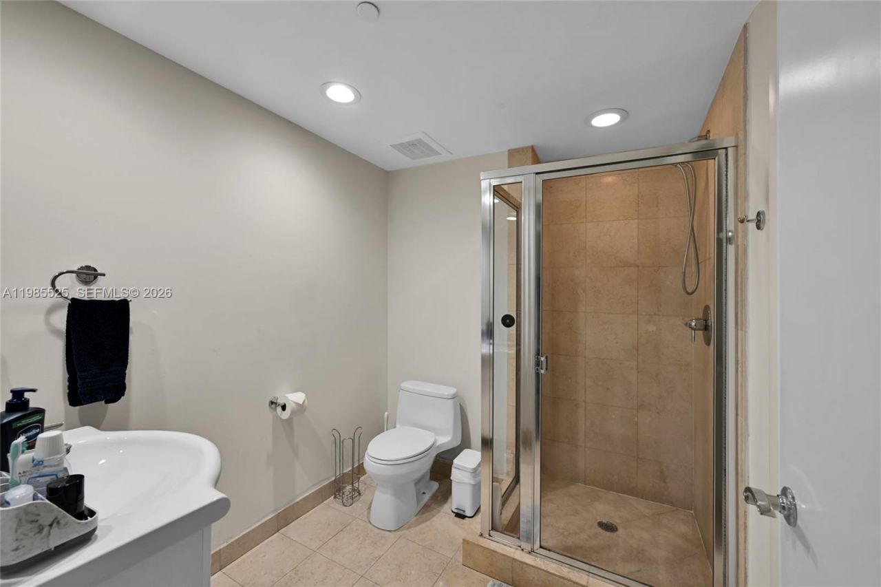 1800 S Ocean Dr , Unit 3908, Hallandale Beach, FL 33009 Photo