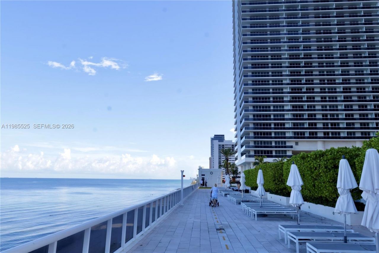 1800 S Ocean Drive, Unit 3908, Hallandale Beach, FL 33009 Photo