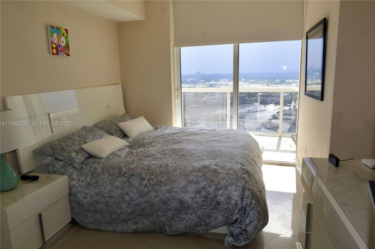 1800 S Ocean Drive, Unit 3908, Hallandale Beach, FL 33009 Photo