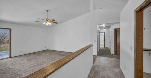 180 Monumental Circle, Sparks, NV 89436 Photo