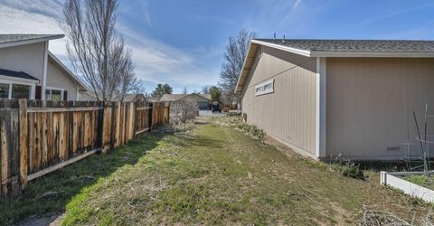 180 Monumental Circle, Sparks, NV 89436 Photo