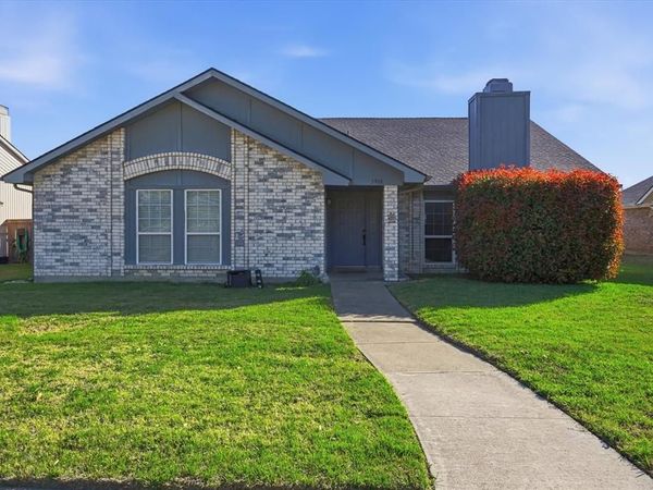 3928 Churchill Drive, Flower Mound, TX 75028