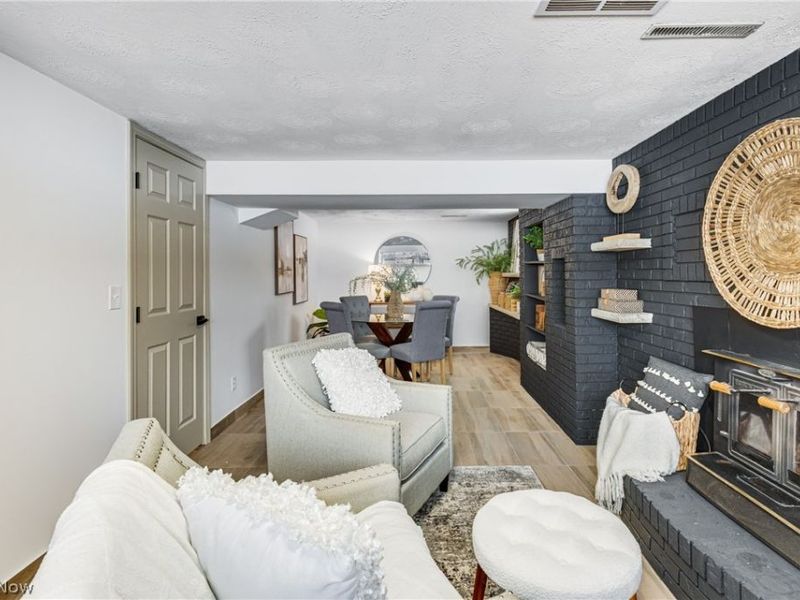 5468 Hoagland Blackstub Road, Cortland, OH 44410 Photo 22