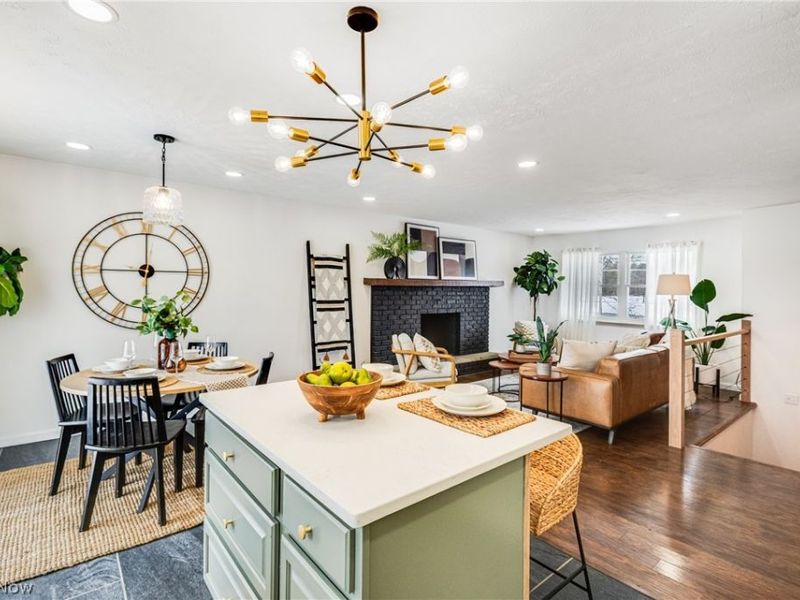 5468 Hoagland Blackstub Road, Cortland, OH 44410 Photo 3