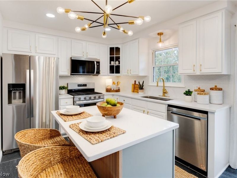 5468 Hoagland Blackstub Road, Cortland, OH 44410 Photo 8