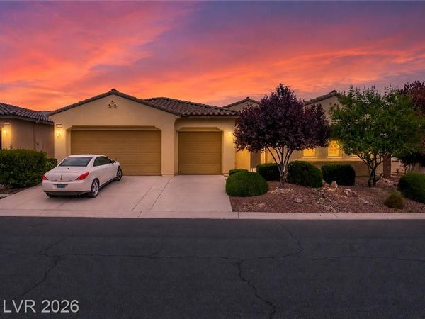 4725 Santa Fiora Street, Pahrump, NV 89061