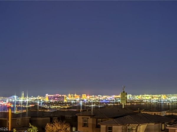 12540 Skylight View Street , Las Vegas, NV 89138
