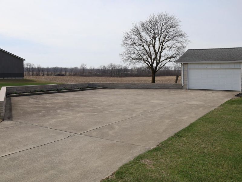 1611 Union City Road, Fort Recovery, OH 45846 Photo 2