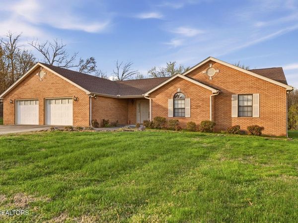 5905 Clearbrook Drive, Knoxville, TN 37918