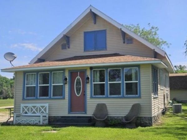 208 Margaret Avenue, Barry, MN 56210