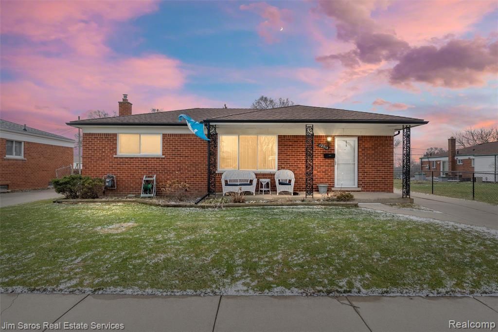 12918 Baird Avenue, Warren, MI 48088 Main Photo