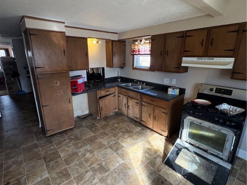 332 Arch Street , Akron, OH 44304 Photo 9