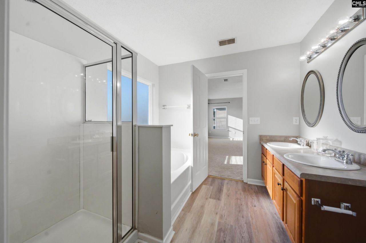 158 Rivendale Drive Photo 17