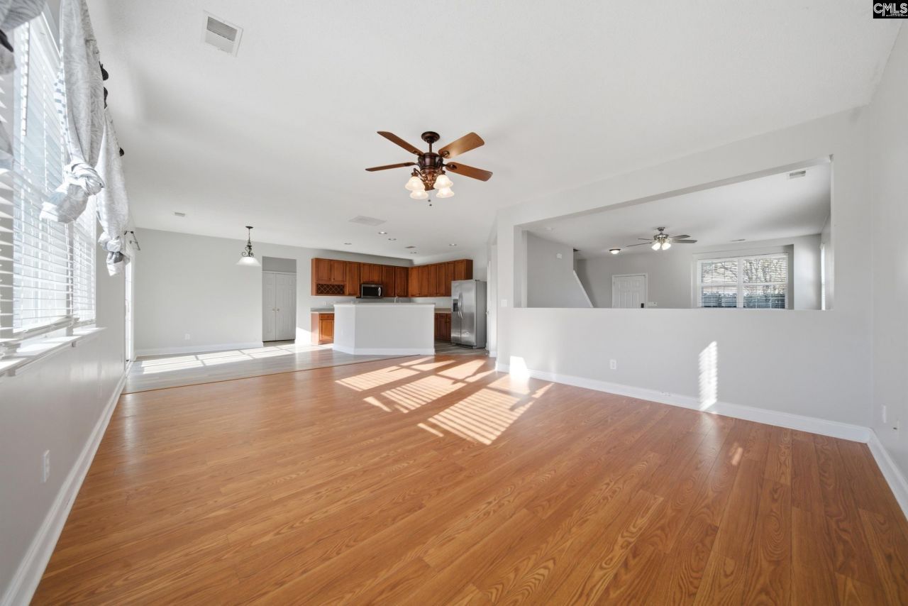 158 Rivendale Drive Photo 6