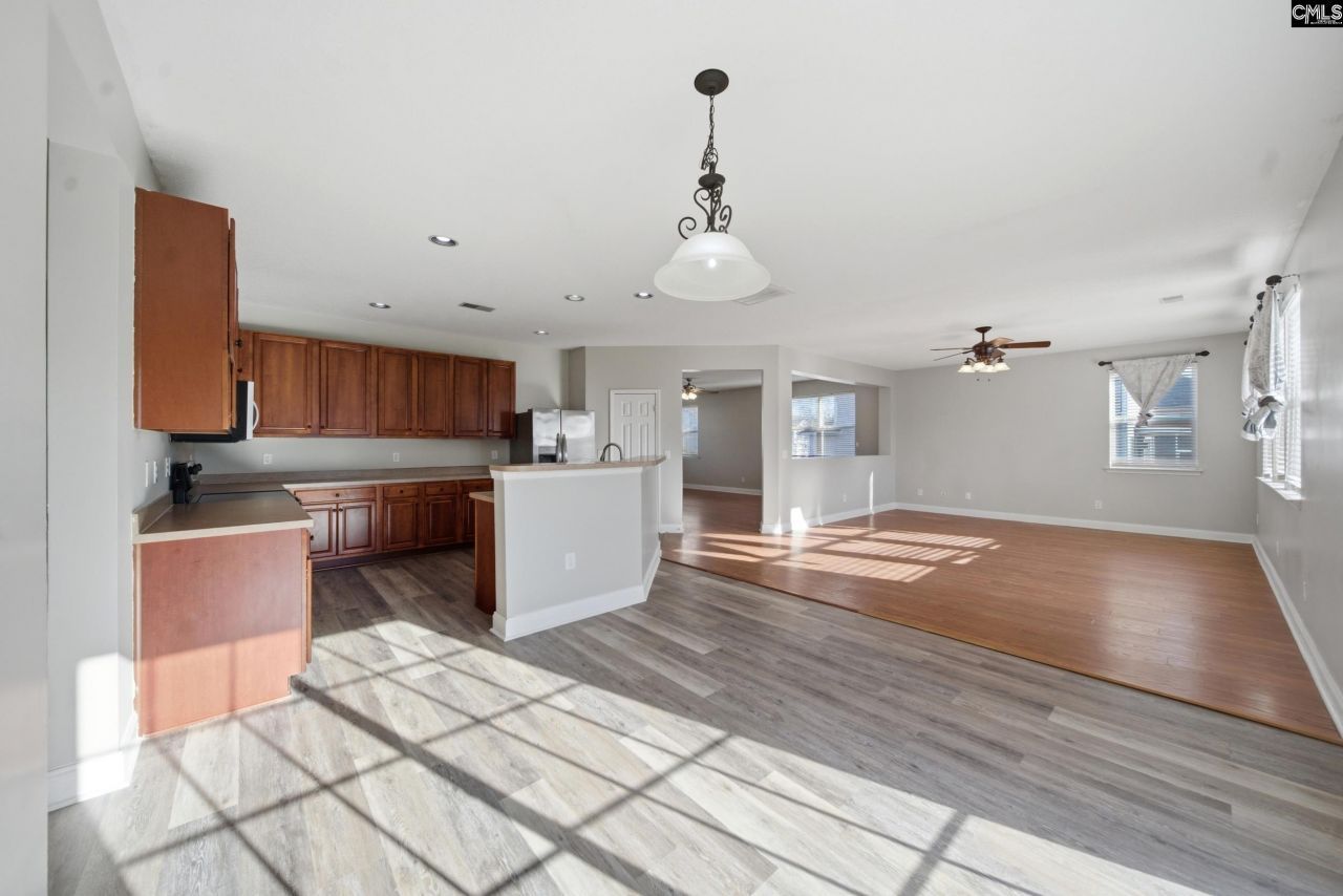 158 Rivendale Drive Photo 8