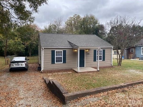 108 Akron Avenue , Kannapolis, NC 28081