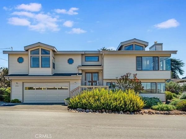 390 Lampton, Cambria, CA 93428