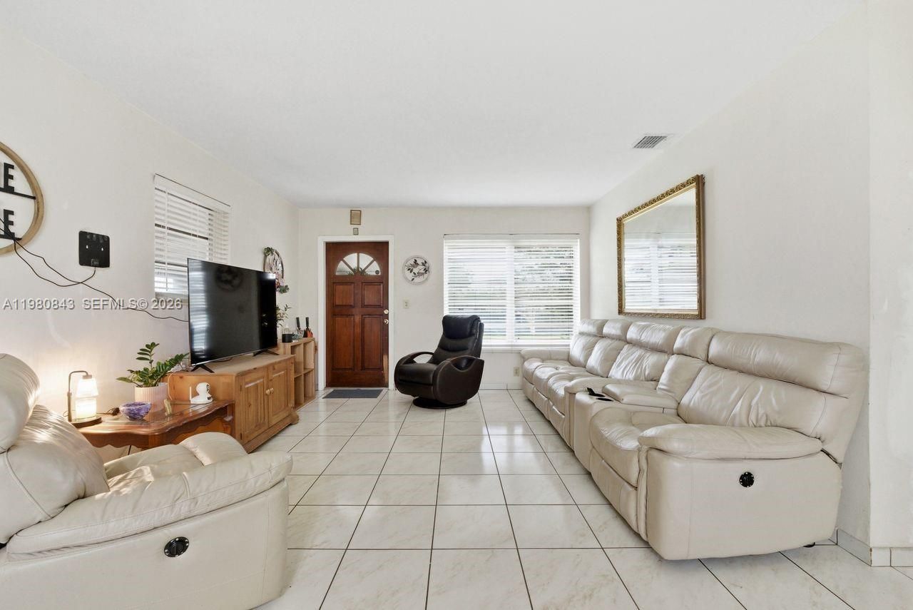 1930 SW 82nd Ave , Miami, FL 33155 Photo