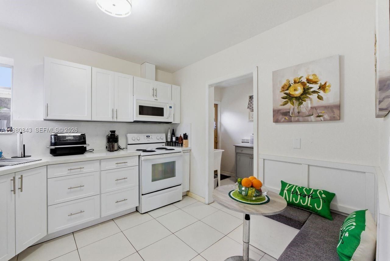 1930 SW 82nd Ave , Miami, FL 33155 Photo