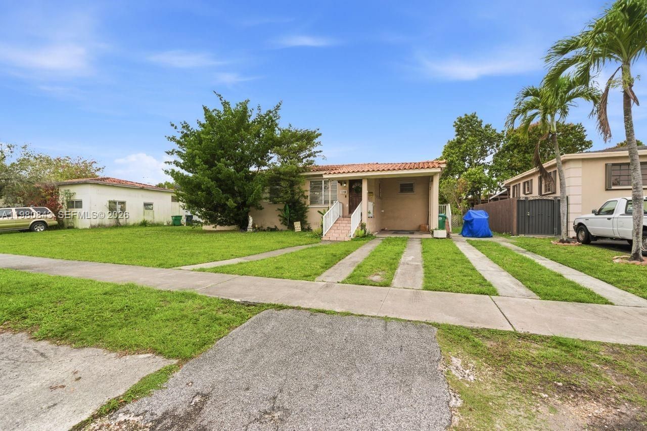 1930 SW 82nd Ave , Miami, FL 33155 Photo