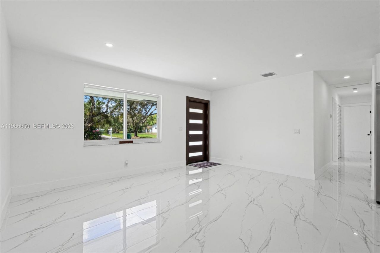 4830 SW 188th Ave, Southwest Ranches, FL 33332 Photo
