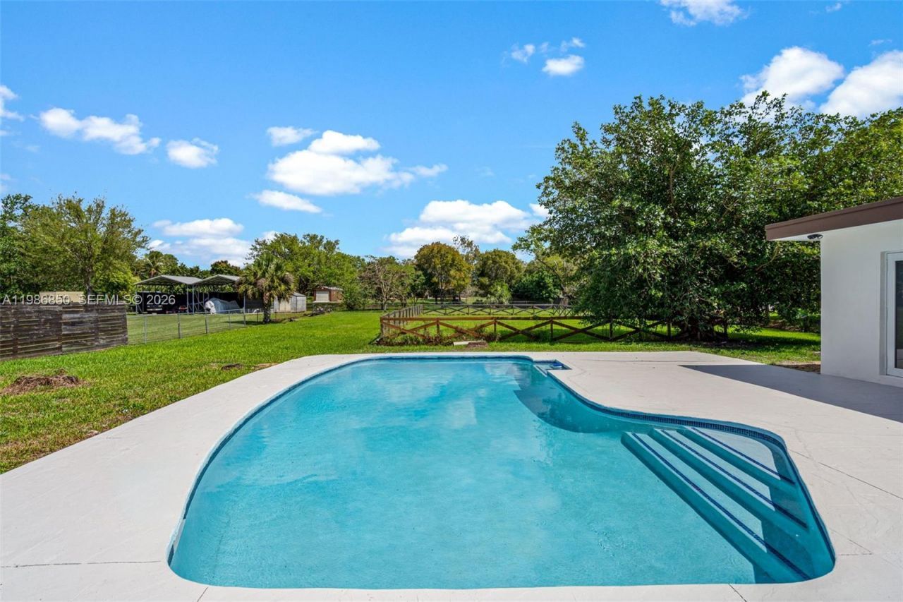 4830 SW 188th Ave, Southwest Ranches, FL 33332 Photo