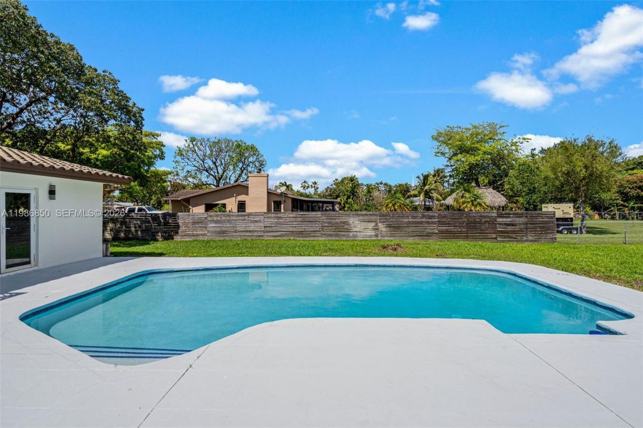 4830 SW 188th Ave, Southwest Ranches, FL 33332 Photo
