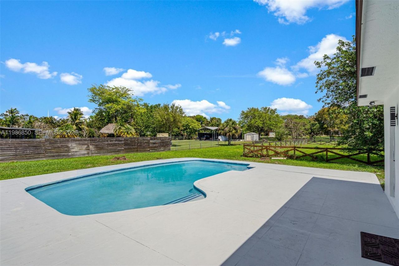 4830 SW 188th Ave, Southwest Ranches, FL 33332 Photo