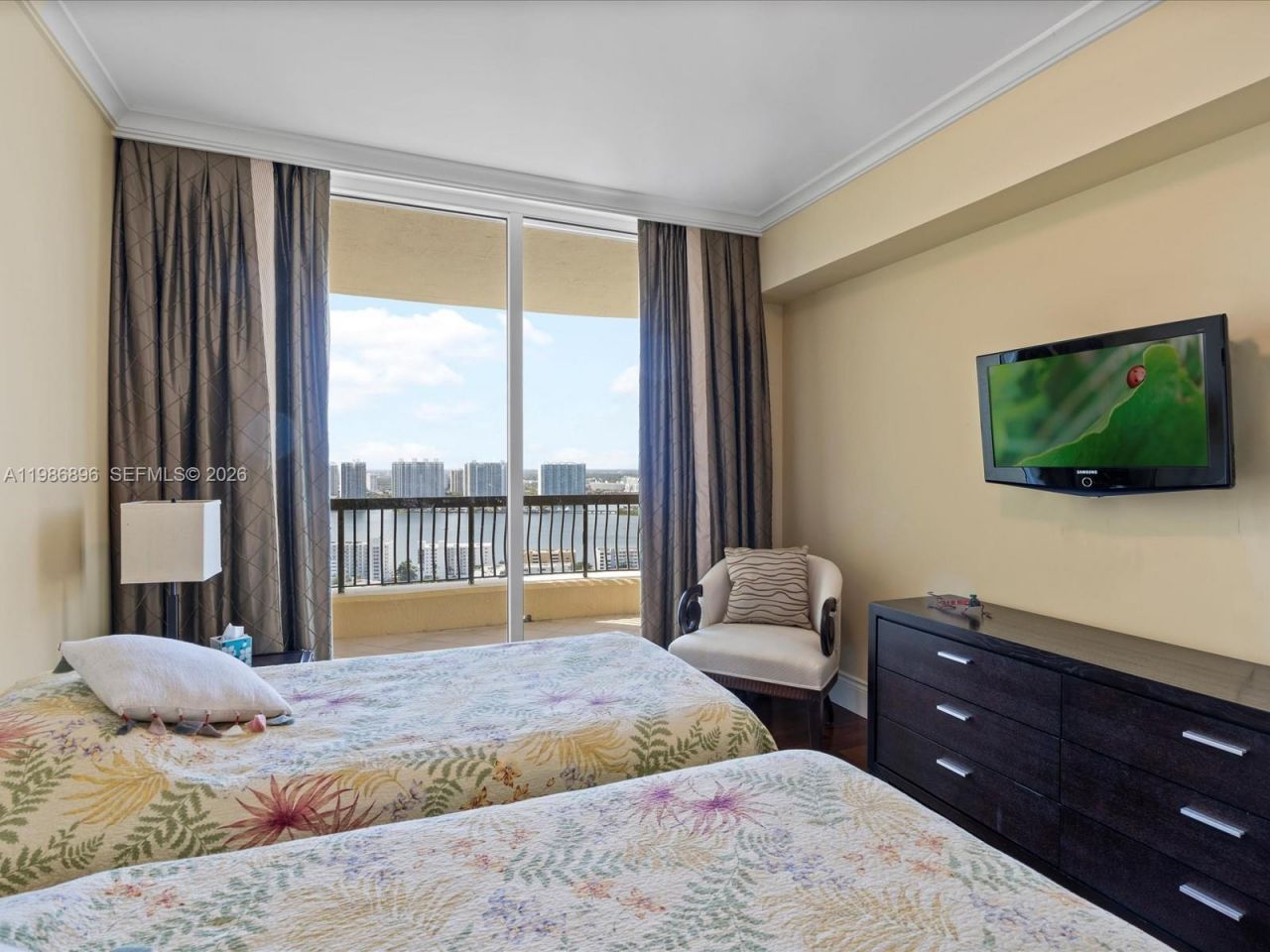 17875 Collins Ave , Unit 2903, Sunny Isles Beach, FL 33160 Photo