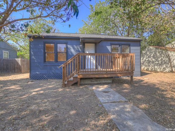 511 Wright, Schertz, TX 78154