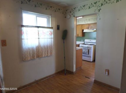710 L Street, Sparks, NV 89431 Photo