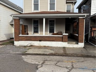 1225 Center, Wellsville, OH 43968