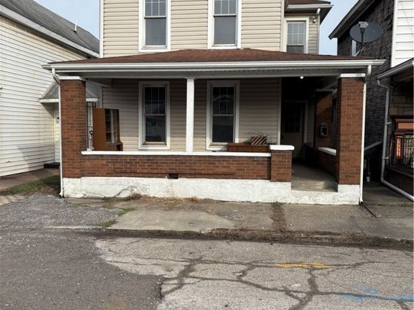 1225 Center, Wellsville, OH 43968