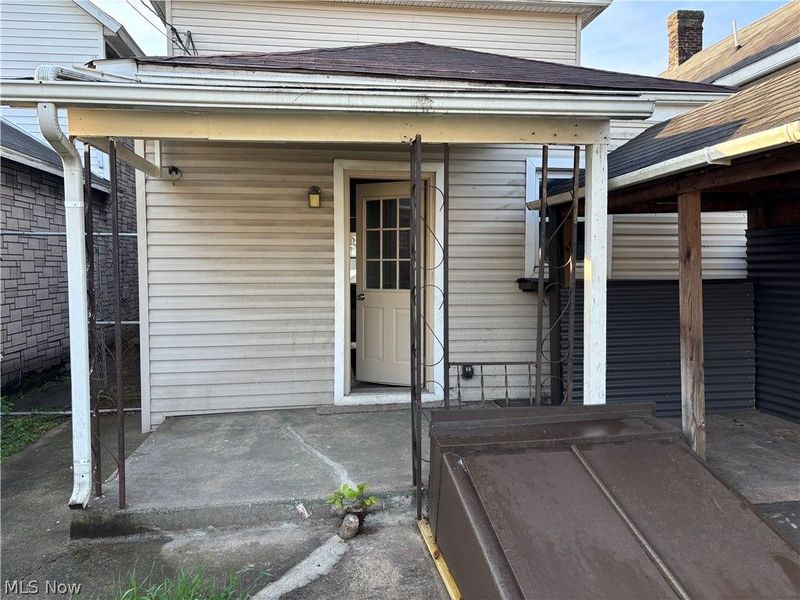 1225 Center, Wellsville, OH 43968 Photo 2