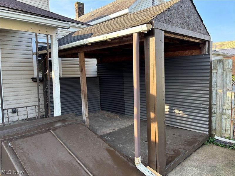 1225 Center, Wellsville, OH 43968 Photo 3