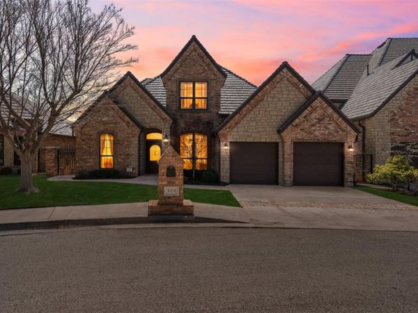 3108 Millbrook Square, Norman, OK 73072