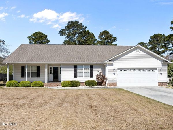 104 Trailwood Drive, Hubert, NC 28539